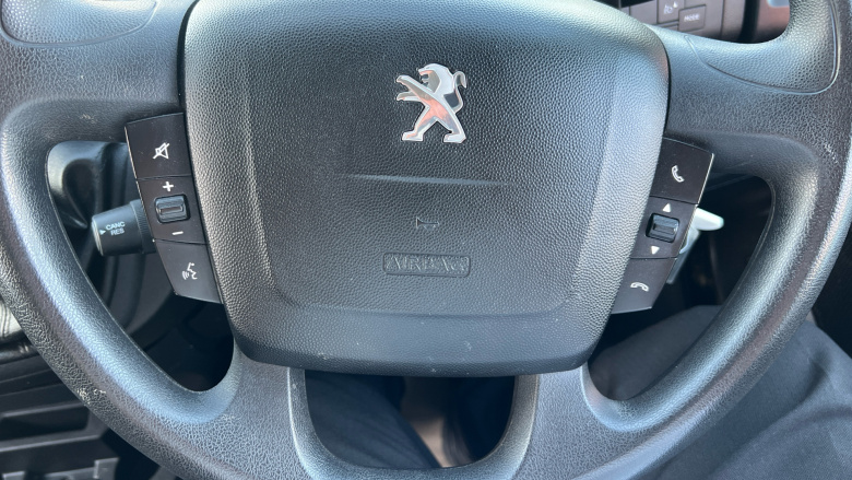 Peugeot Boxer 335 L3 Diesel 2.2 BlueHDi H2 Professional Premium+ Van 140ps